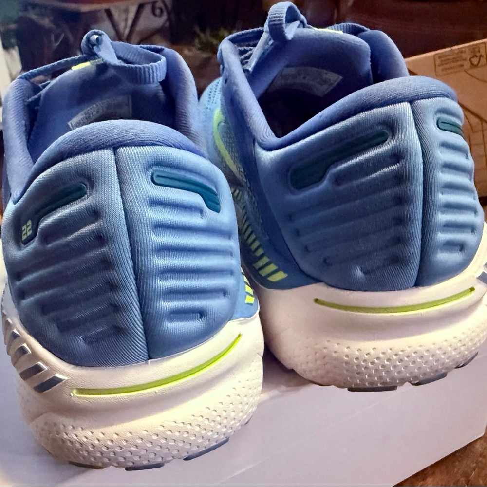 Brooks Adrenaline GTS 22 Athletic Shoes Womens size US 10 (B) medium Blue - Picture 3 of 7